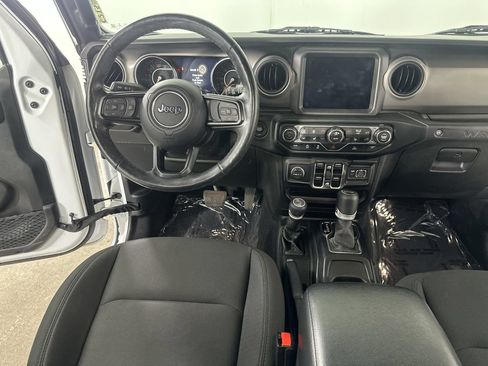 Used 2021 Jeep Wrangler Unlimited Sport AWD/4WD image 17