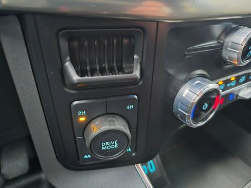 Certified 2023 Ford F150 Lariat image 23