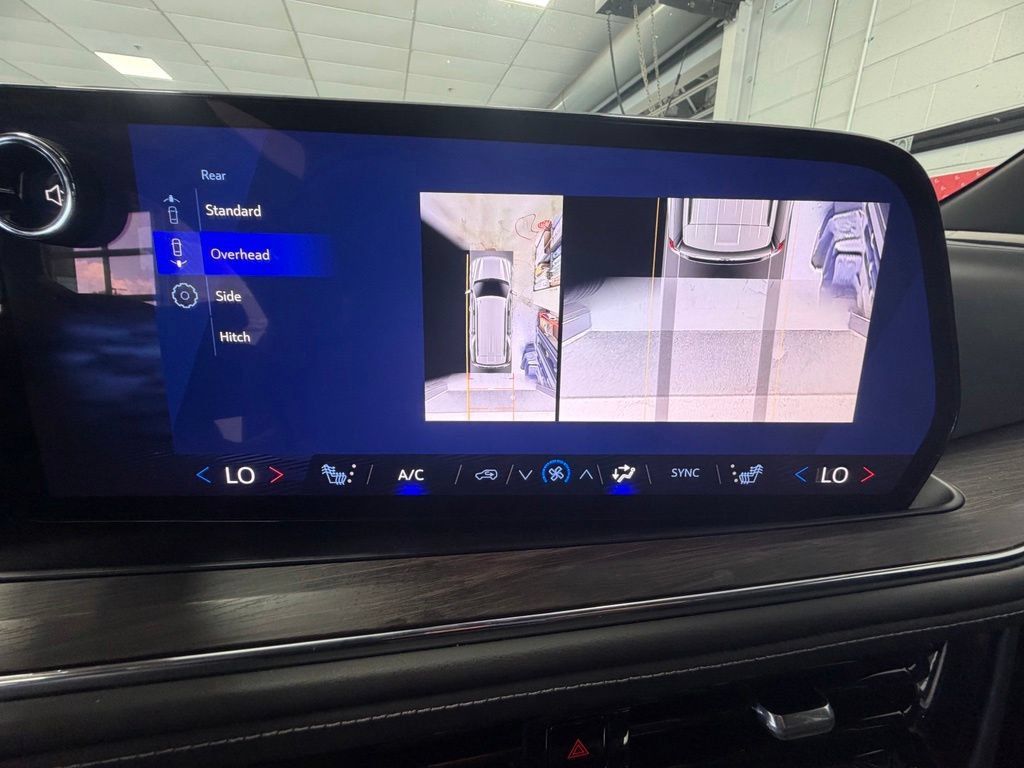 Used 2025 Chevrolet Tahoe LT AWD/4WD image 26
