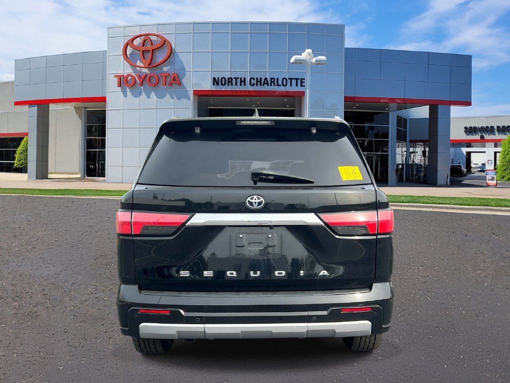 Used 2023 Toyota Sequoia Limited w/ Tow Technology Package AWD/4WD image 7
