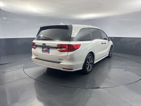 Used 2021 Honda Odyssey Touring image 5