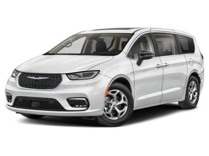 Used 2026 Chrysler Pacifica Limited