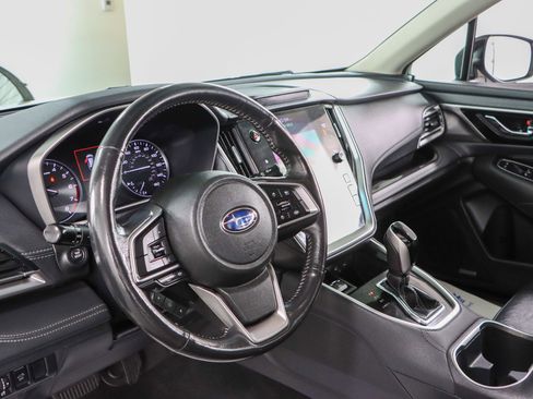 Used 2021 Subaru Outback Limited image 23