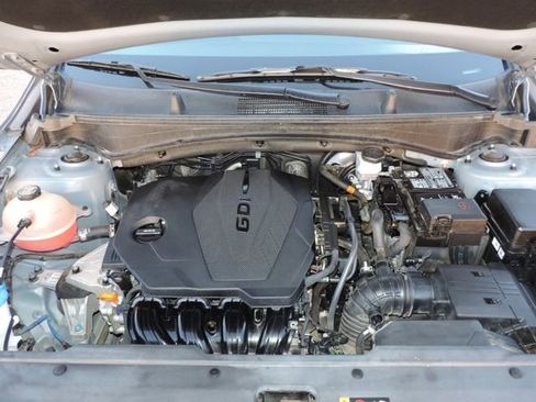 Used 2023 Kia Sportage EX image 14