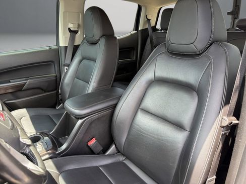 Used 2022 GMC Canyon Elevation w/ Elevation Premium Package AWD/4WD image 13