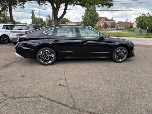 New 2026 Hyundai Sonata SEL FWD image 8