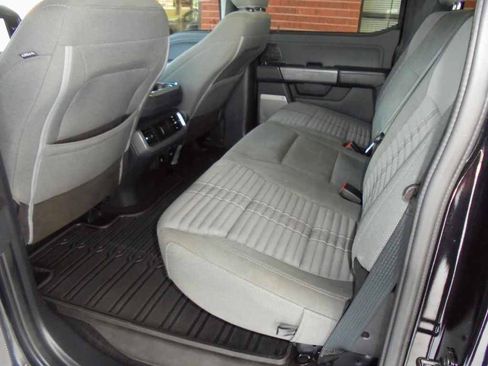 Used 2023 Ford F150 XLT AWD/4WD image 9