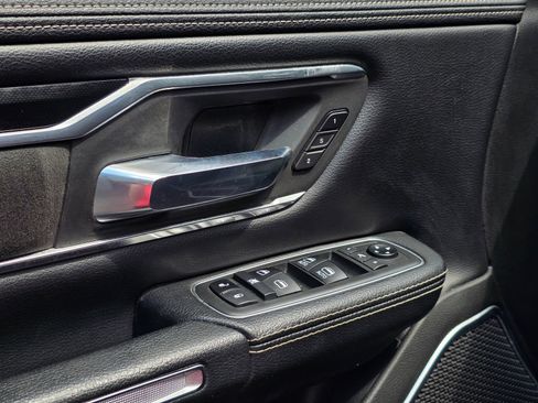 Used 2019 RAM 1500 Laramie w/ Sport Appearance Package AWD/4WD image 23
