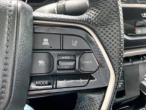 Used 2024 Toyota Tundra SR5 w/ SR5 Premium Package AWD/4WD image 10