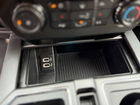 Used 2019 Ford F150 XLT w/ Equipment Group 302A Luxury image 25