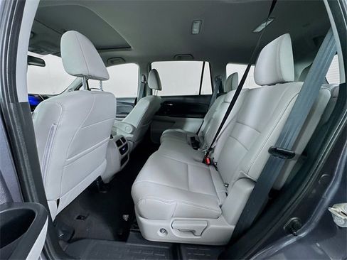 Used 2018 Honda Pilot EX-L image 38