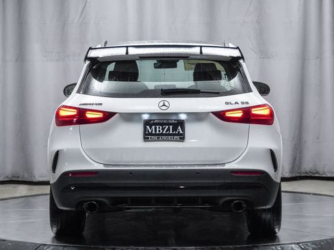 New 2025 Mercedes-Benz GLA 35 AMG AMG GLA 35 image 3
