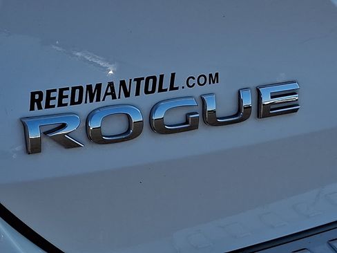 Used 2019 Nissan Rogue S AWD/4WD image 29