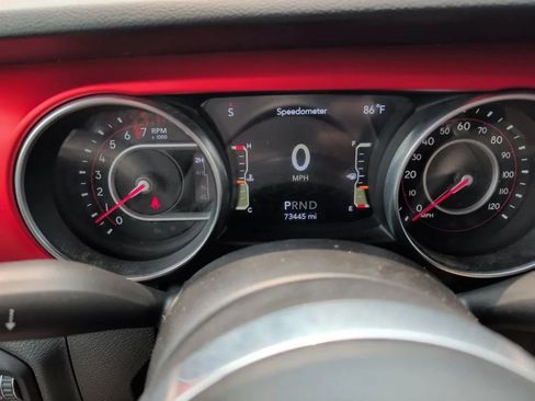 Used 2021 Jeep Wrangler Unlimited Rubicon w/ Dual Top Group AWD/4WD image 26