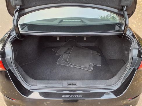 Used 2023 Nissan Sentra SR w/ Midnight Edition Package image 7