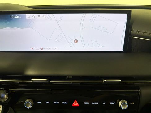 Used 2025 Genesis G80 2.5T image 2