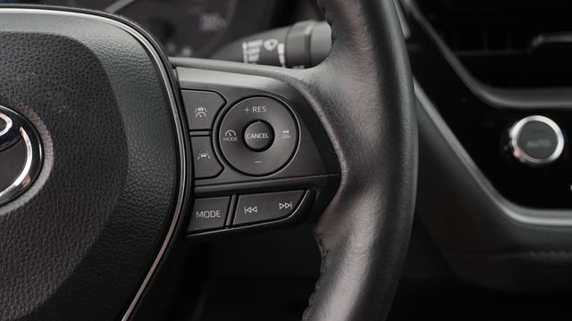 Used 2024 Toyota Corolla SE FWD image 25