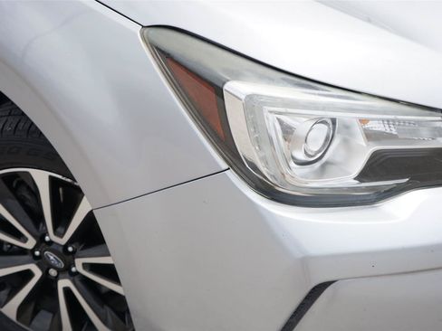 Used 2018 Subaru Forester 2.0XT Touring AWD/4WD image 3