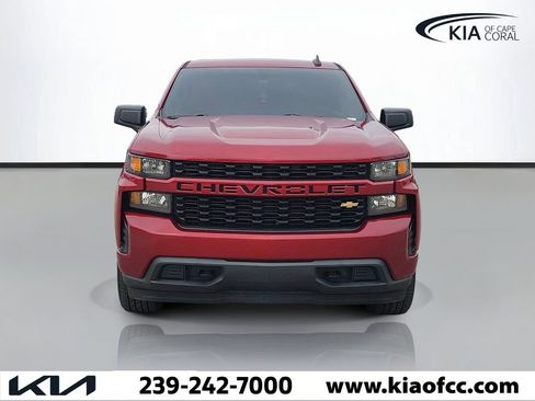 Used 2020 Chevrolet Silverado 1500 Custom w/ Custom Value Package RWD image 2