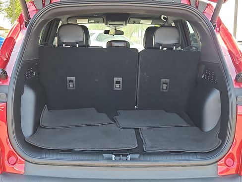 Used 2025 Ford Escape ST-Line w/ Tech Pack #1 FWD image 7
