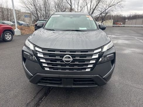 Certified 2024 Nissan Rogue S image 2