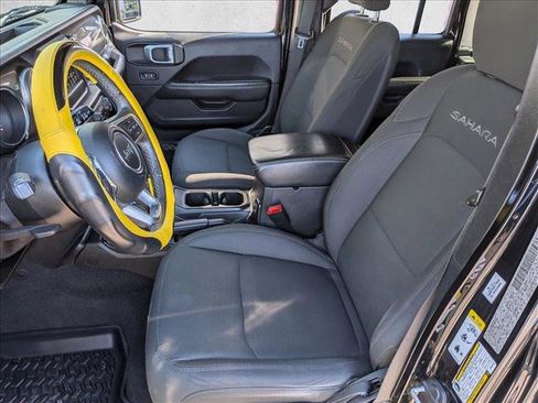 Used 2019 Jeep Wrangler Unlimited Sahara AWD/4WD image 15
