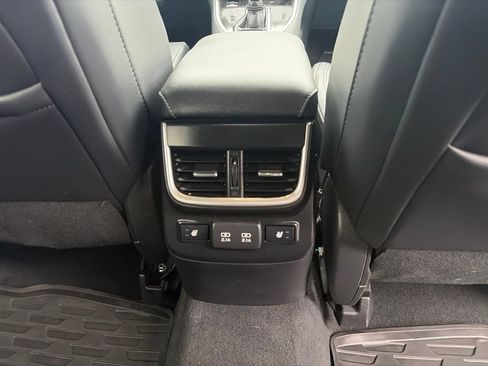 Used 2020 Subaru Outback Limited XT AWD/4WD image 36