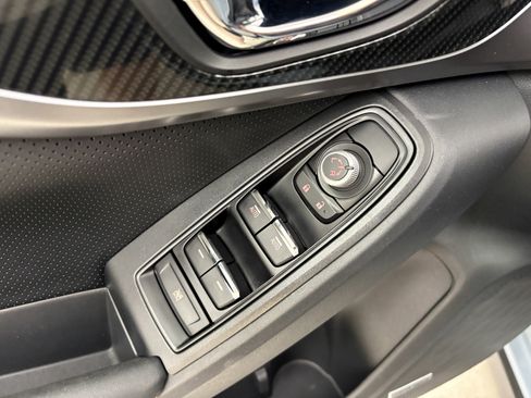 Used 2019 Subaru Crosstrek 2.0i Limited w/ Moonroof Package w/Navigation AWD/4WD image 26