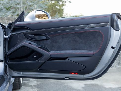 Certified 2018 Porsche 911 GT2 RS image 63