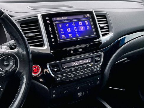 Used 2017 Honda Pilot Elite image 6