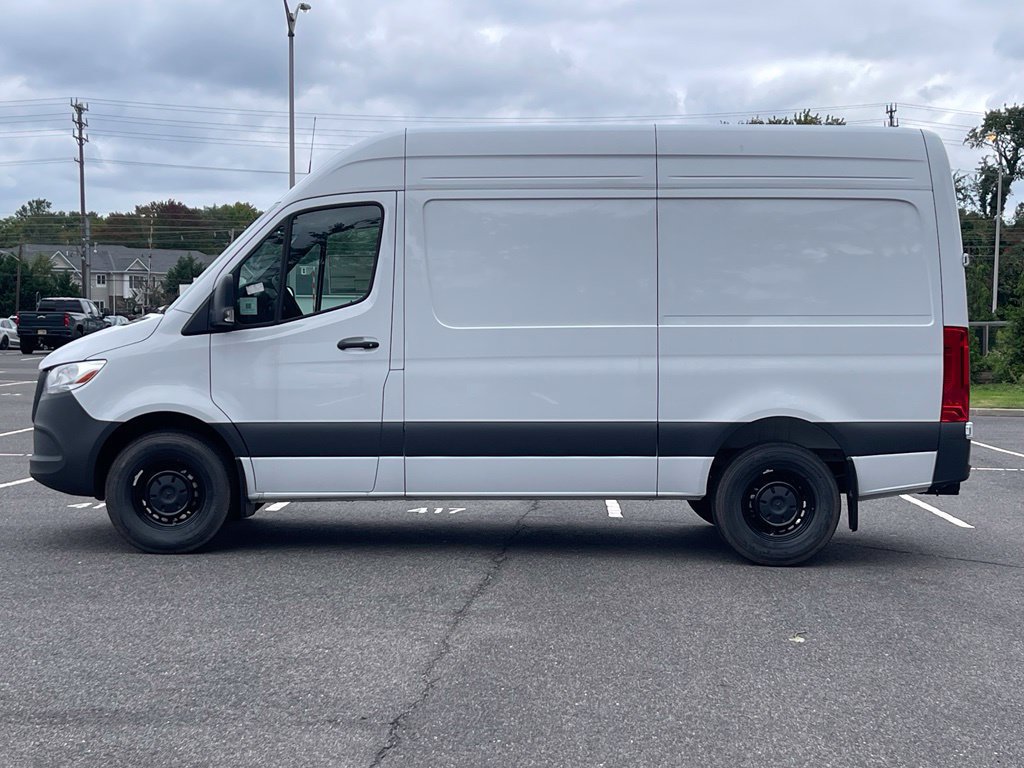 New 2025 Mercedes-Benz Sprinter 2500 image 2