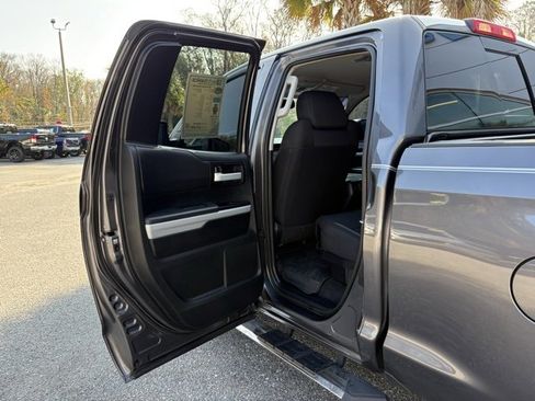 Used 2017 Toyota Tundra SR5 w/ TRD Off Road Package image 27