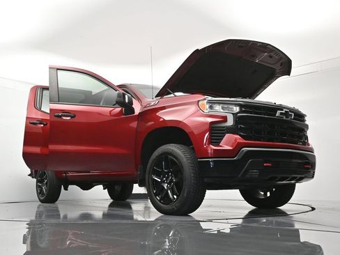 Used 2022 Chevrolet Silverado 1500 LT Trail Boss w/ LT Trail Boss Premium Package AWD/4WD image 51