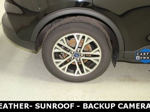 Used 2022 Ford Escape SEL image 5