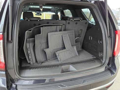 Used 2023 GMC Yukon SLT image 21