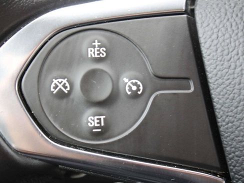 Used 2019 Chevrolet Traverse LT AWD/4WD image 29