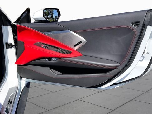 Certified 2021 Chevrolet Corvette Stingray Preferred Cpe w/ Engine Appearance Package RWD image 24