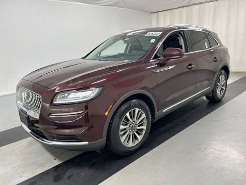 Used 2022 Lincoln Nautilus AWD w/ Premium Package image 5
