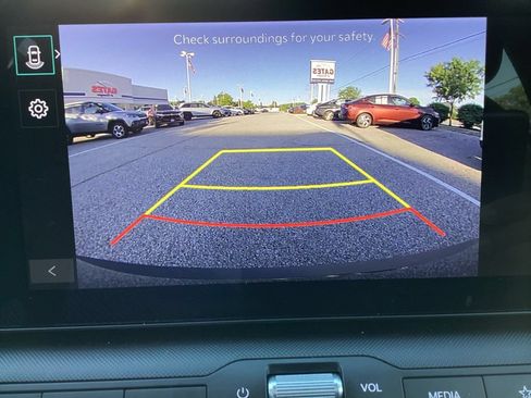 Used 2025 Kia K4 FWD image 18