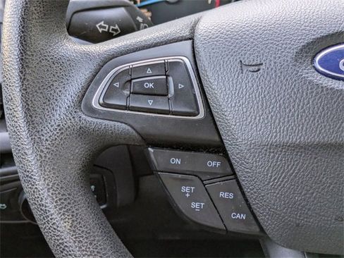 Used 2016 Ford Focus SE w/ Reverse Sensing Package image 25