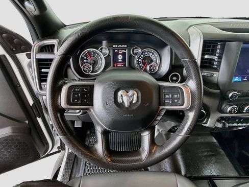 Used 2022 RAM 2500 Tradesman w/ Chrome Appearance Group AWD/4WD image 11