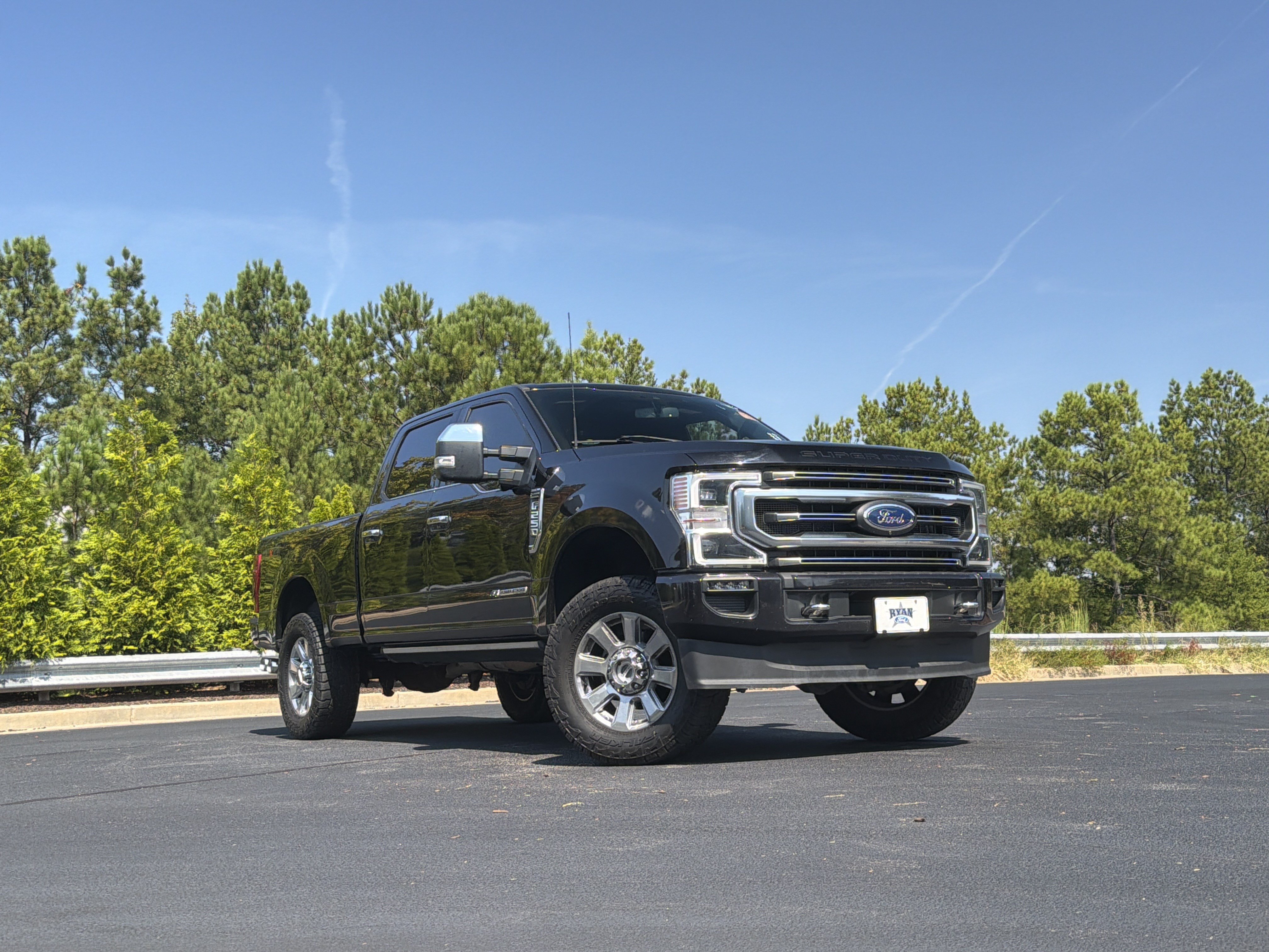 Used 2022 Ford F250 Platinum AWD/4WD image 9