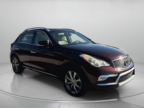 Used 2017 INFINITI QX50 2WD w/ Premium Plus Package image 3