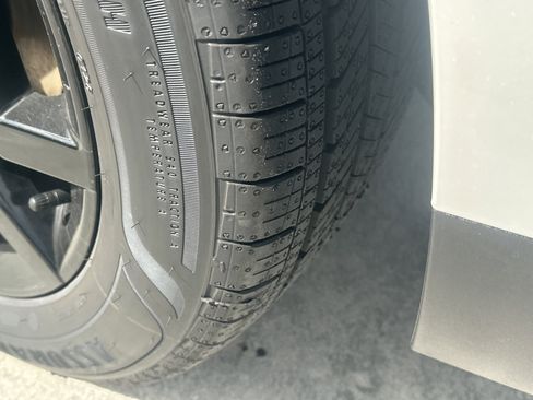 New 2026 Kia Carnival SX FWD image 11