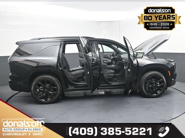 New 2026 Chevrolet Traverse RS w/ LPO, Floor Liner Package FWD image 23