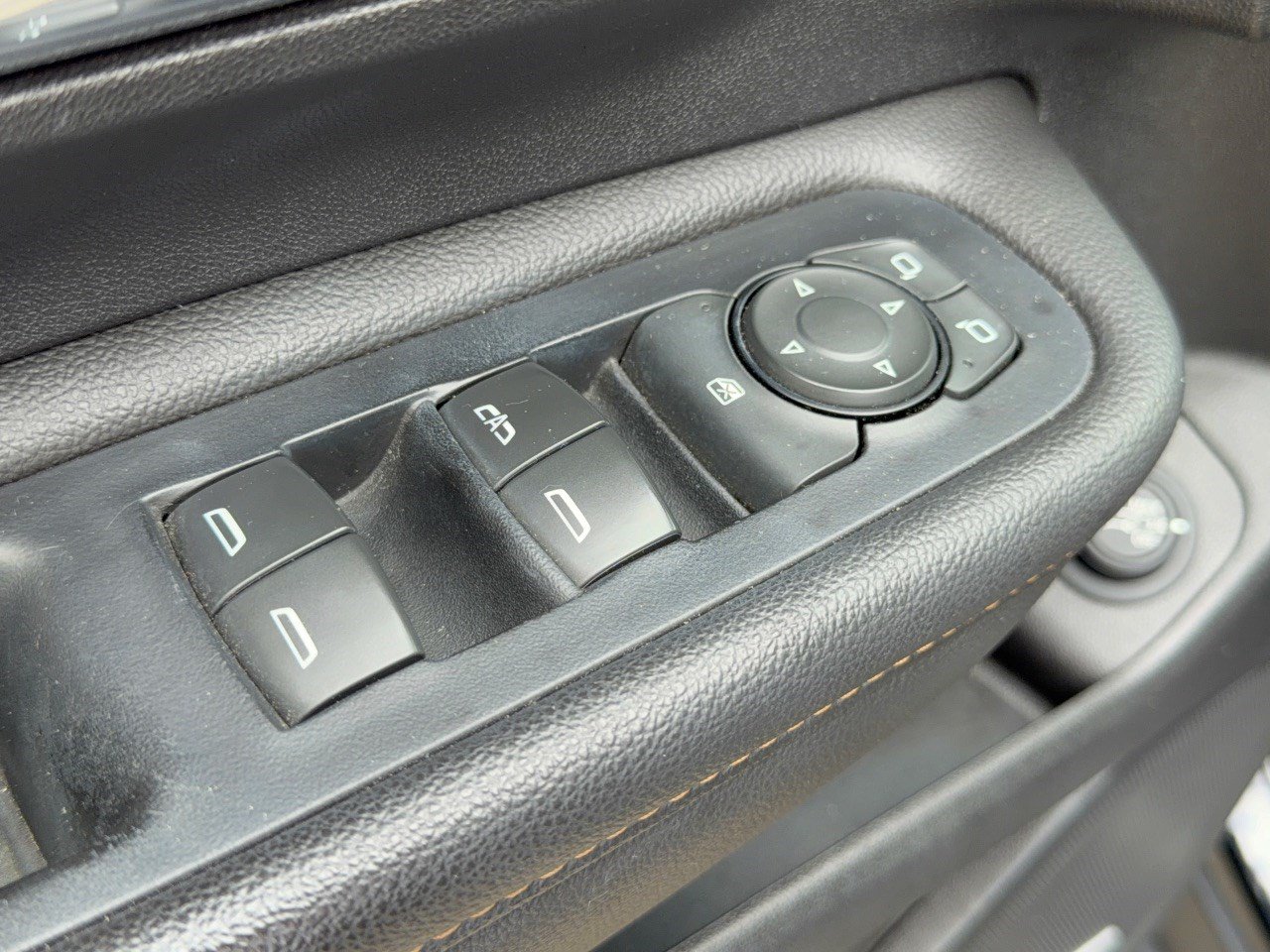 Used 2020 GMC Terrain SLT w/ Preferred Package FWD image 15