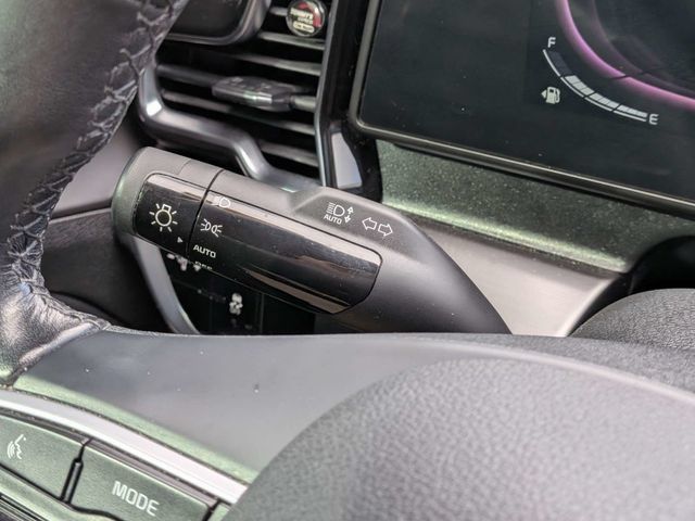 Used 2023 Kia Sportage EX FWD image 24