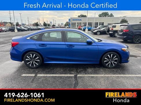 Used 2024 Honda Civic EX image 6