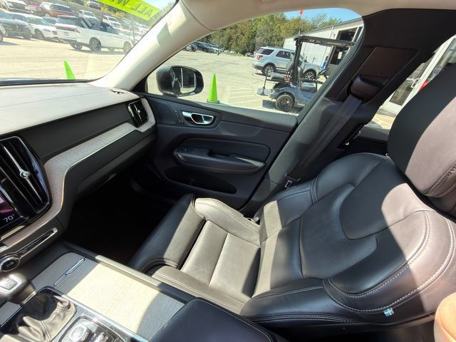 Used 2021 Volvo XC60 T6 Inscription w/ Advanced Package AWD/4WD image 22