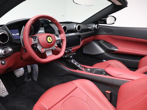 Certified 2023 Ferrari Portofino M RWD image 20